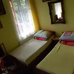 Admiral Bed & Breakfast 3*