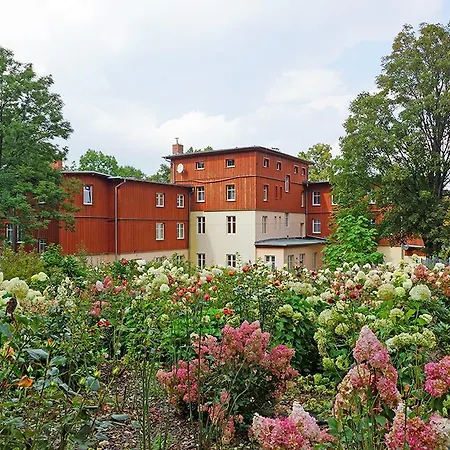 Admiral Bed & Breakfast *