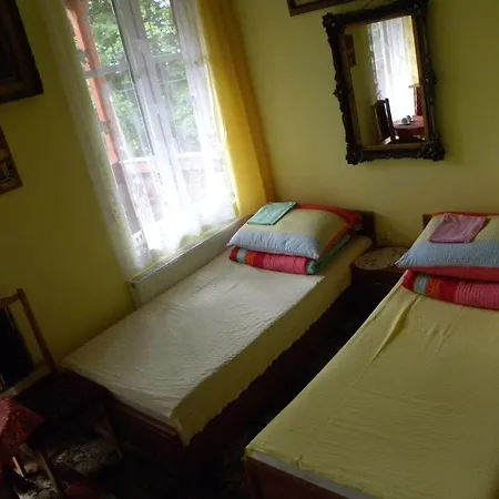 Admiral Bed & Breakfast *